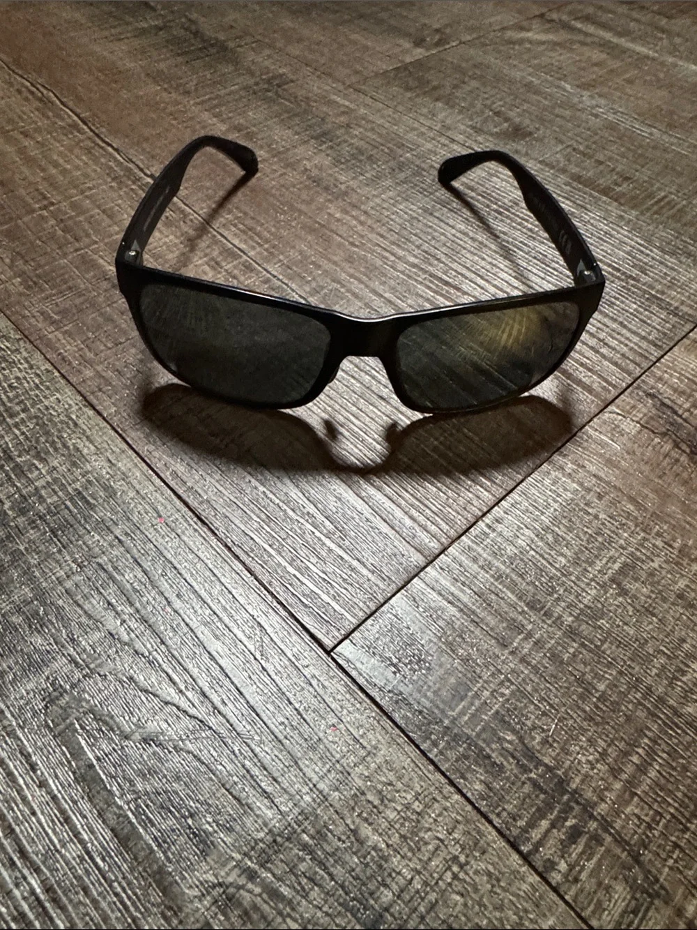 Maui Jim Red Sands Black Frame Polarized Sunglasses with Brown Case